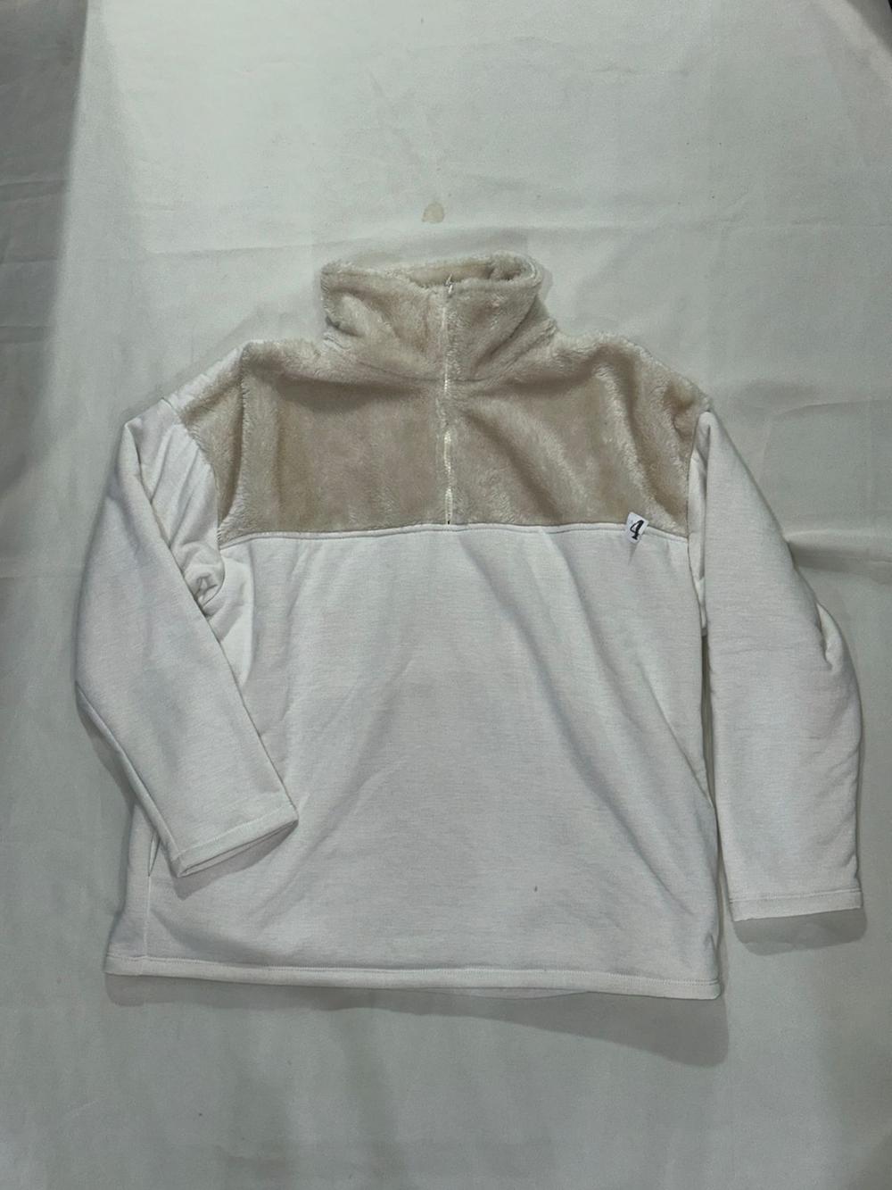Buzo peluche blanco