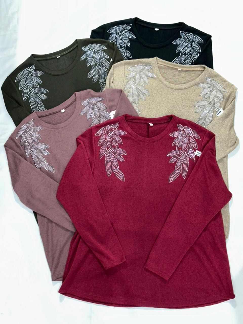 remera lanilla strass